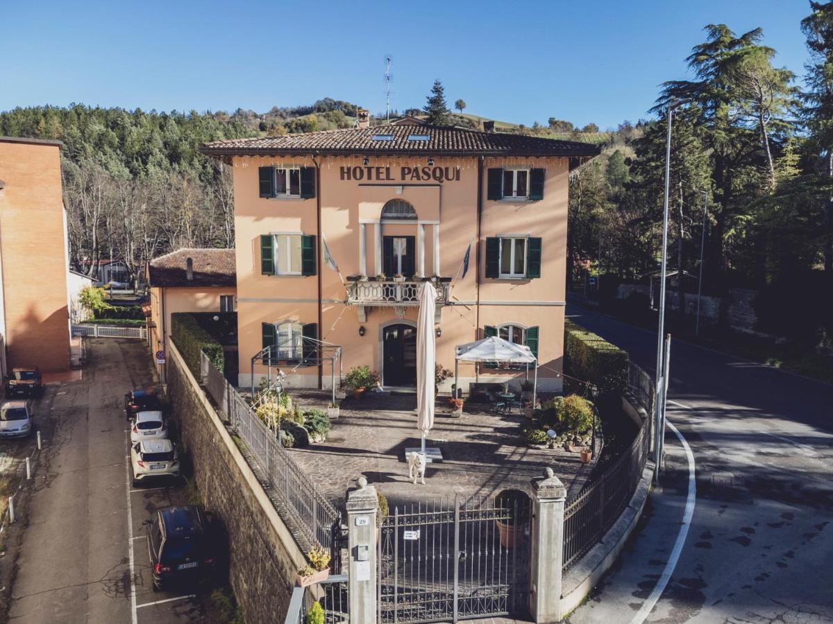 Albergo Ristorante Pasqui Rocca San Casciano Exterior photo